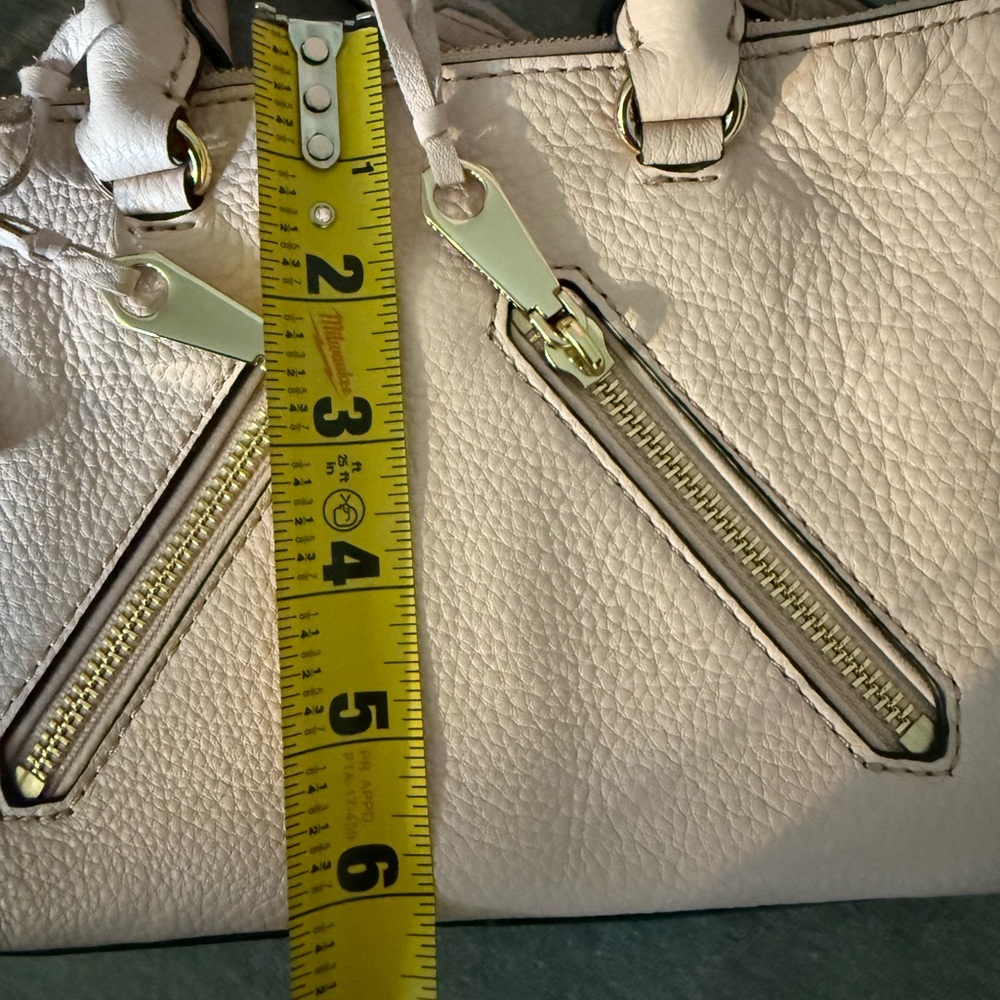 Rebecca Minkoff Elegant Pink Leather Handbag - Picture 11 of 12